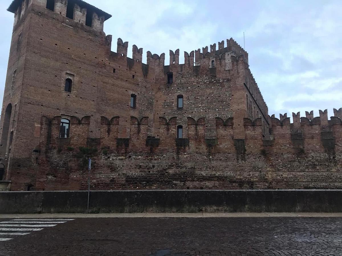 شقة Castelvecchio Loft فيرونا المظهر الخارجي الصورة